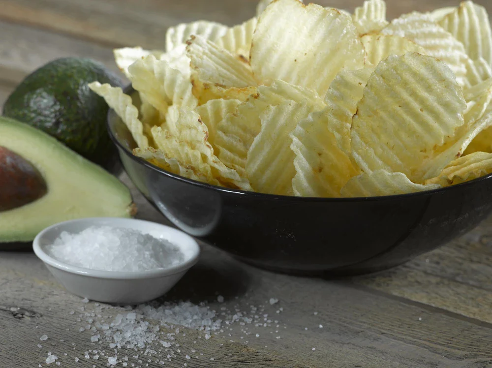 Boulder Canyon Avocado Oil Kettle Cooked Potato Chips Classic Sea Salt 149g - Image 4