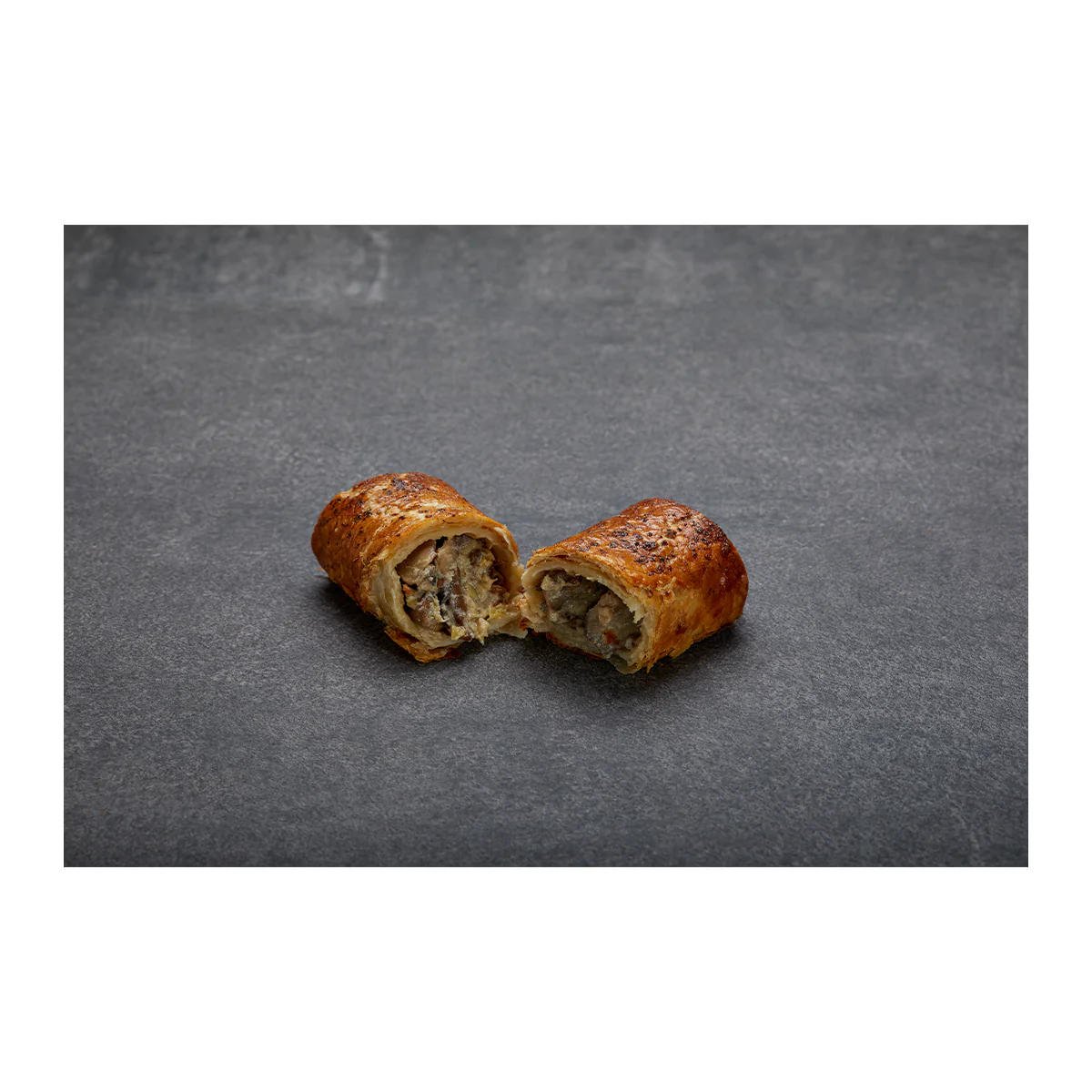 Three Mills Bakery Bake At Home Mushroom & Black Barley Vegetarian Roll x4 Pack 950g - Image 2