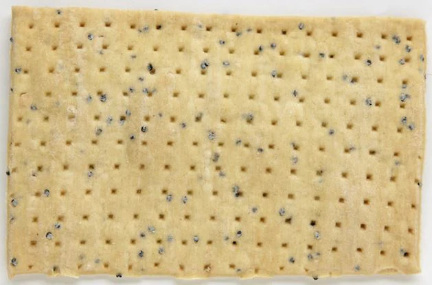 Trentham Tucker Poppyseed and Sesame Lavosh 250g - Image 2